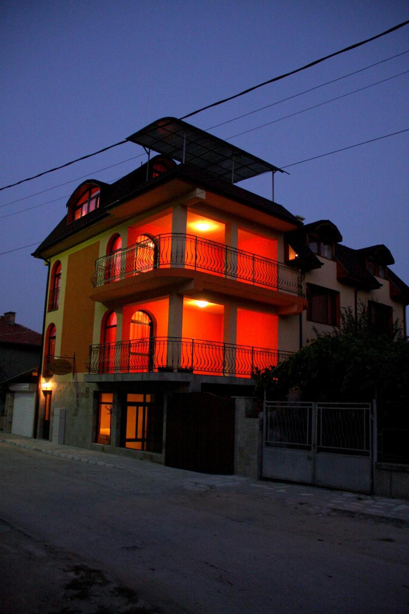 Guest House Stelia 벨린그래드 외부 사진