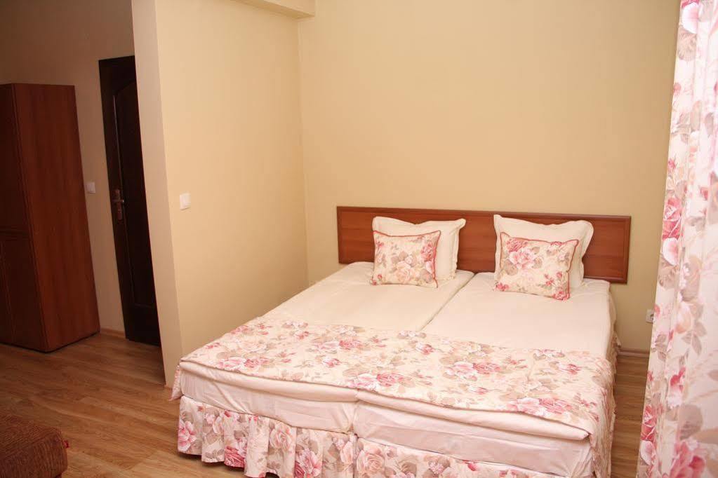 Guest House Stelia 벨린그래드 외부 사진
